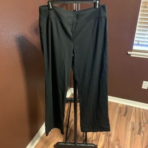Black L workout pants